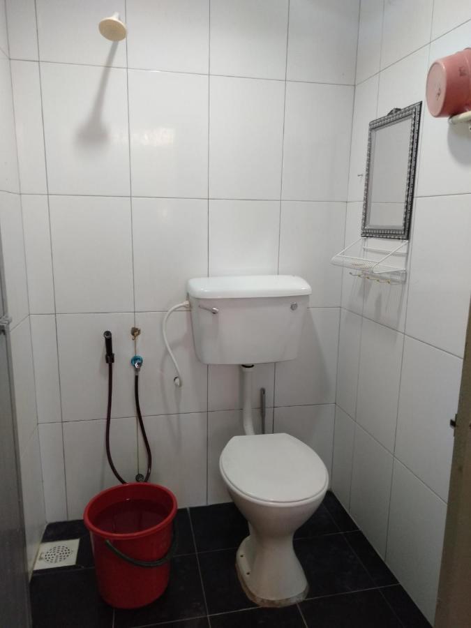 Ayah Perhentian Hostel Kampong Pasir Hantu Exterior foto