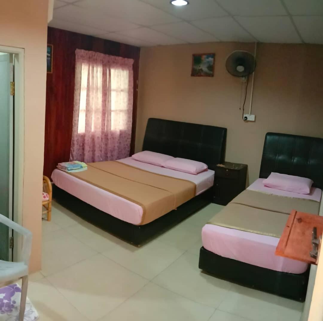 Ayah Perhentian Hostel Kampong Pasir Hantu Exterior foto