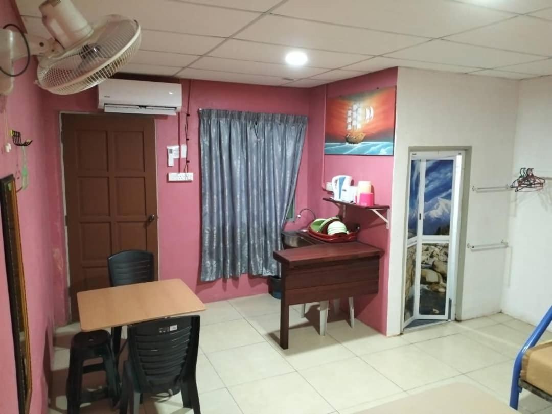 Ayah Perhentian Hostel Kampong Pasir Hantu Exterior foto